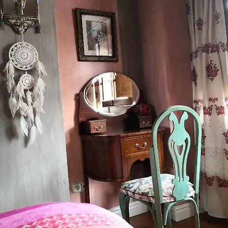 Mountain Paradise Homestay *